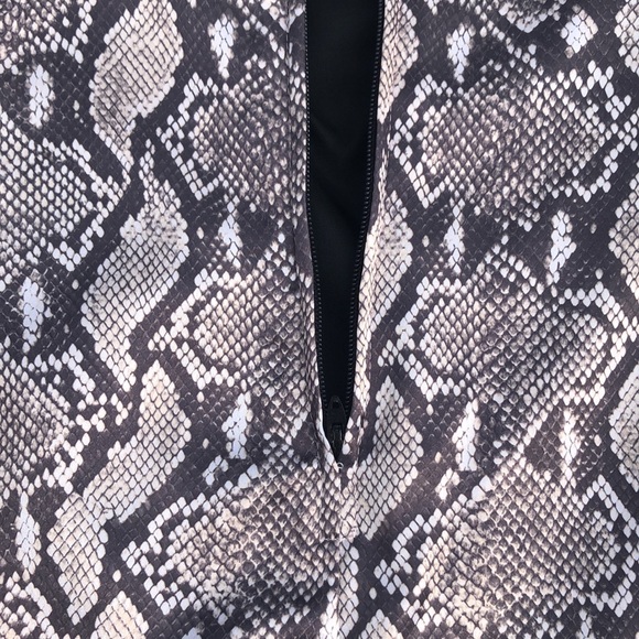 Vintage Strapless Hugo Buscati in Snake Skin - Picture 10 of 16